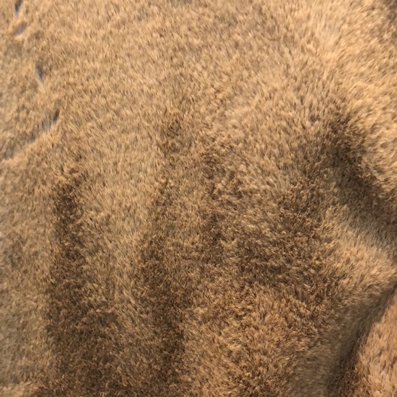 NWT Zara Fuzzy Jacket. - Picture 2 of 5